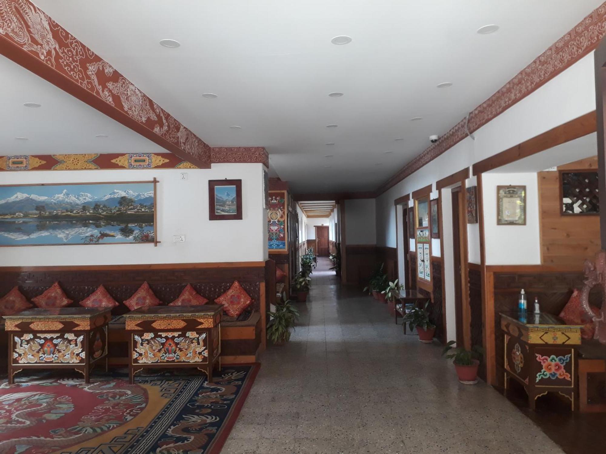 Dragon Hotel Pokhara Eksteriør bilde