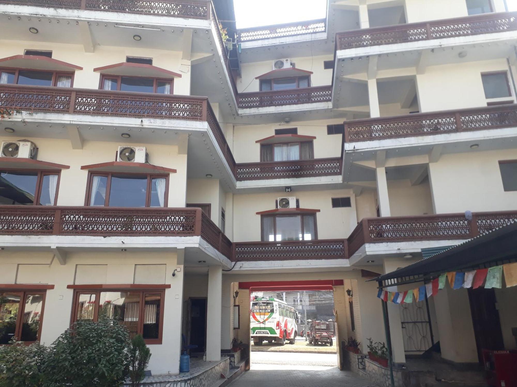 Dragon Hotel Pokhara Eksteriør bilde